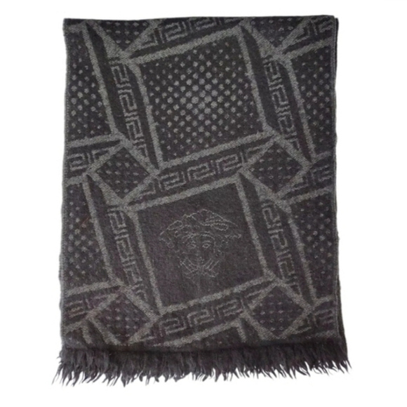 🏅Outstanding NWOT VERSACE MEDUSA WOOL SCARF🧵GIFT/copy - Picture 6 of 9